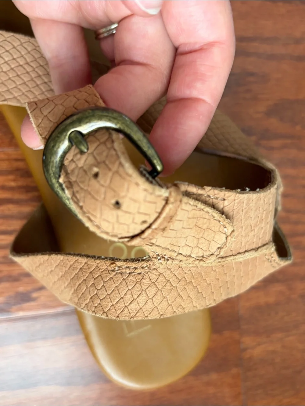 Franco Sarto Gustar Neutral Tan Crisscross Ankle-Strap Sandals, size 8